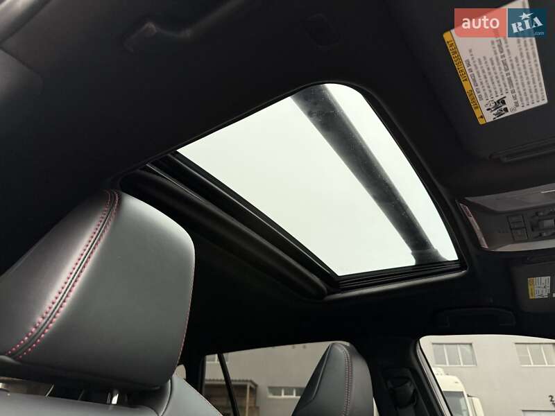 Позашляховик / Кросовер Toyota RAV4 PHEV 2024 в Києві