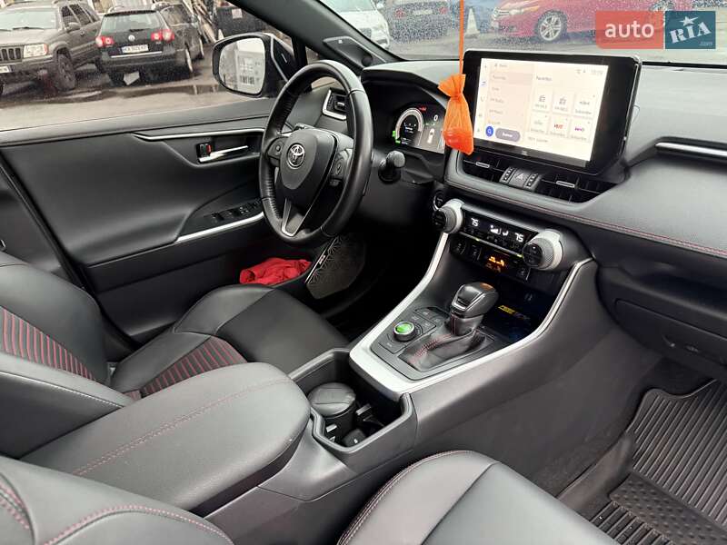 Позашляховик / Кросовер Toyota RAV4 PHEV 2024 в Києві