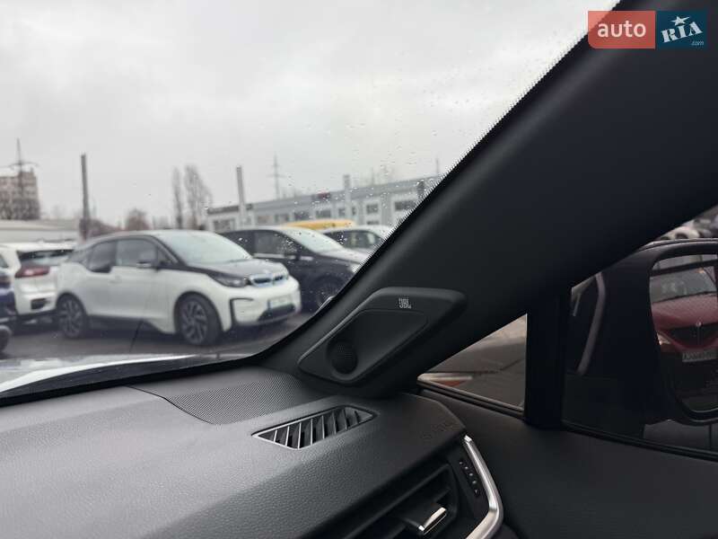 Позашляховик / Кросовер Toyota RAV4 PHEV 2024 в Києві