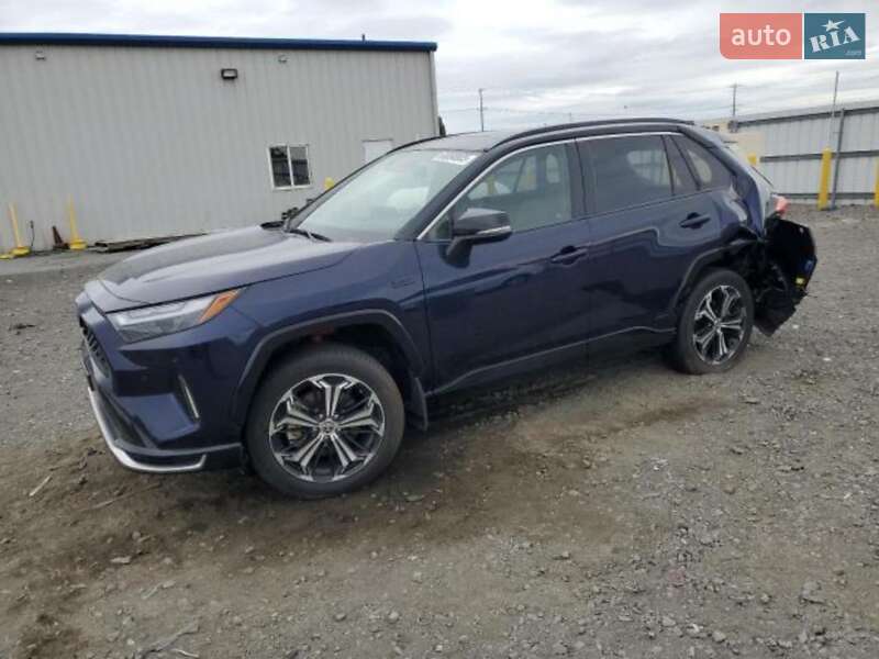 Toyota RAV4 PHEV 2024