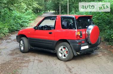 Внедорожник / Кроссовер Toyota RAV4 1994 в Донецке