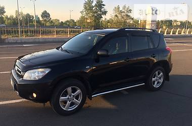 Внедорожник / Кроссовер Toyota RAV4 2006 в Киеве