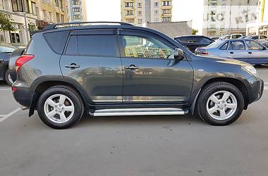 Внедорожник / Кроссовер Toyota RAV4 2009 в Киеве