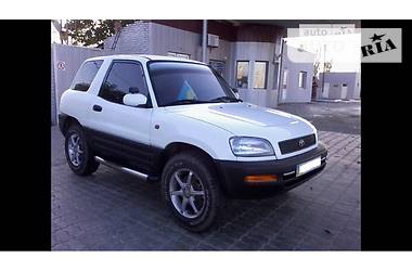 Внедорожник / Кроссовер Toyota RAV4 1996 в Херсоне