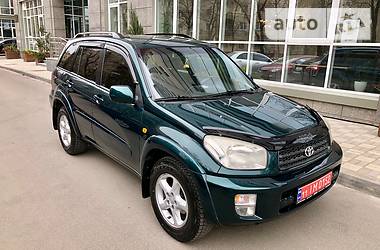 Позашляховик / Кросовер Toyota RAV4 2002 в Києві