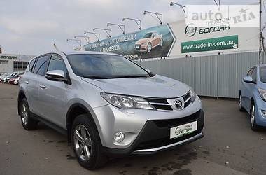 Позашляховик / Кросовер Toyota RAV4 2015 в Києві