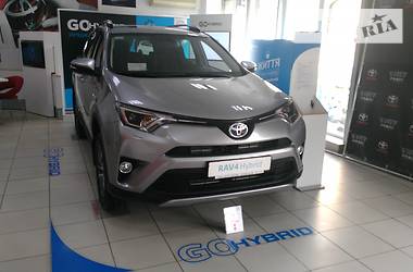 Внедорожник / Кроссовер Toyota RAV4 2018 в Полтаве