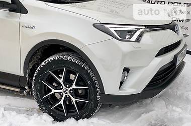 Внедорожник / Кроссовер Toyota RAV4 2018 в Киеве