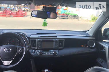 Позашляховик / Кросовер Toyota RAV4 2013 в Чернігові
