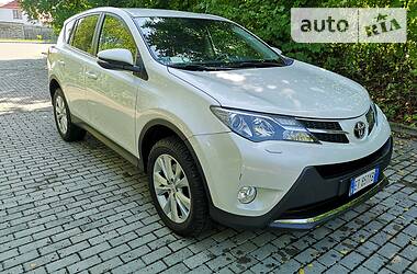 Внедорожник / Кроссовер Toyota RAV4 2014 в Львове