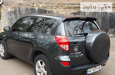 Внедорожник / Кроссовер Toyota RAV4 2007 в Кривом Роге