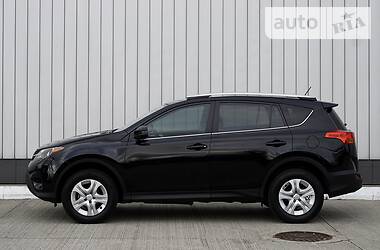Позашляховик / Кросовер Toyota RAV4 2014 в 