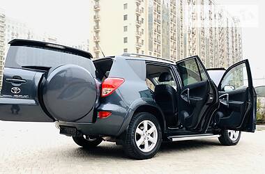 Позашляховик / Кросовер Toyota RAV4 2008 в Одесі