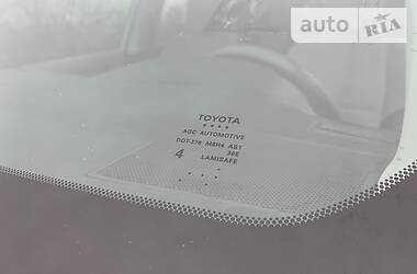 Позашляховик / Кросовер Toyota RAV4 2015 в 