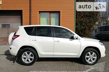 Toyota RAV4 2010