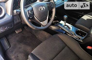 Позашляховик / Кросовер Toyota RAV4 2018 в 