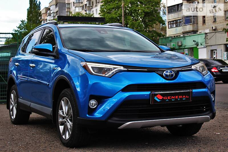 Внедорожник / Кроссовер Toyota RAV4 2017 в Одессе