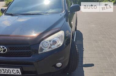 Позашляховик / Кросовер Toyota RAV4 2006 в 