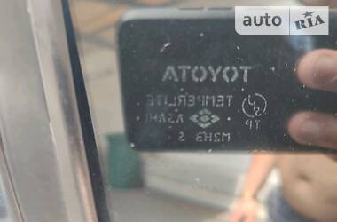 Позашляховик / Кросовер Toyota RAV4 2006 в 