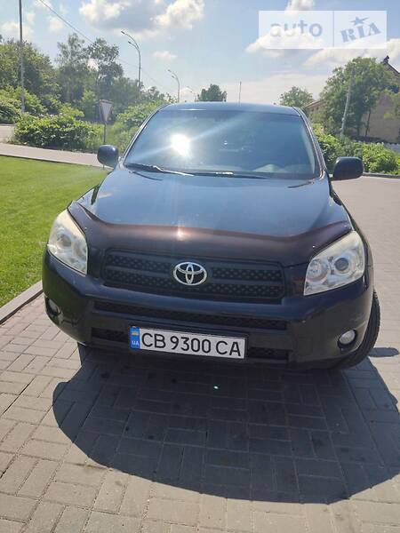 Позашляховик / Кросовер Toyota RAV4 2006 в 