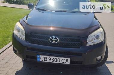Позашляховик / Кросовер Toyota RAV4 2006 в 