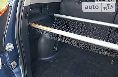 Позашляховик / Кросовер Toyota RAV4 2008 в 