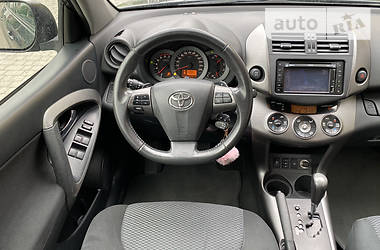 Внедорожник / Кроссовер Toyota RAV4 2012 в Тернополе