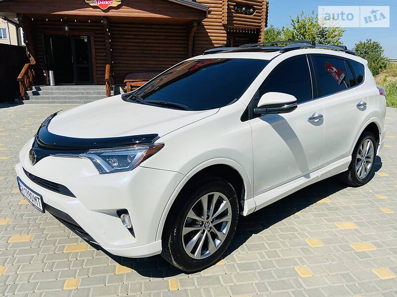 Позашляховик / Кросовер Toyota RAV4 2016 в Одесі