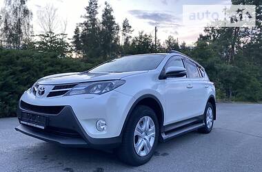 Внедорожник / Кроссовер Toyota RAV4 2014 в Малине