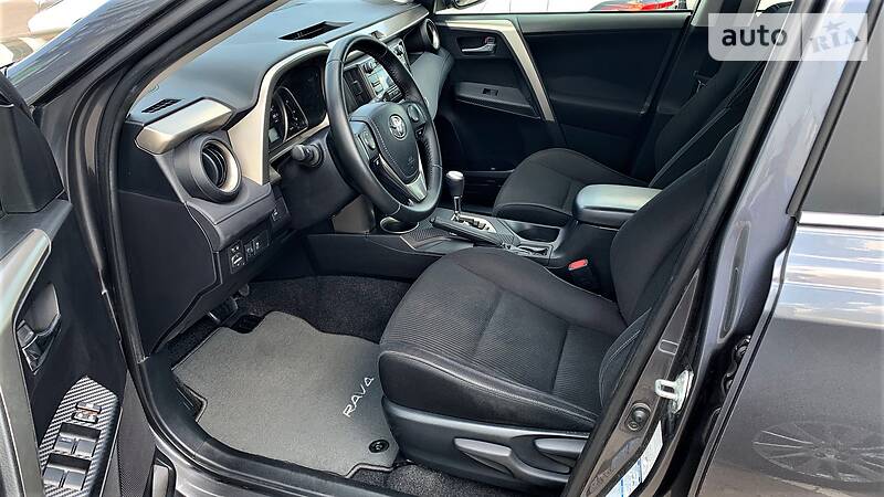 Універсал Toyota RAV4 2014 в Києві