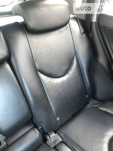 Позашляховик / Кросовер Toyota RAV4 2010 в Хусті