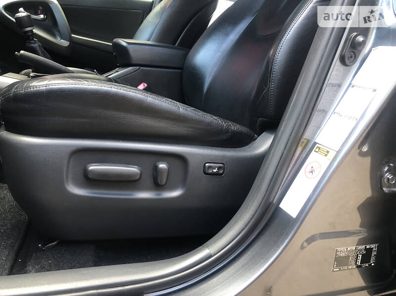 Позашляховик / Кросовер Toyota RAV4 2010 в Хусті