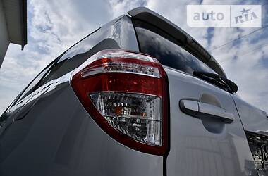 Внедорожник / Кроссовер Toyota RAV4 2011 в Дрогобыче