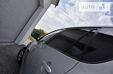 Внедорожник / Кроссовер Toyota RAV4 2011 в 