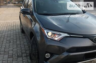 Внедорожник / Кроссовер Toyota RAV4 2018 в Херсоне