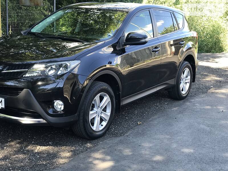 Позашляховик / Кросовер Toyota RAV4 2013 в Києві