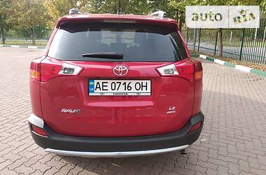 Внедорожник / Кроссовер Toyota RAV4 2015 в Кривом Роге