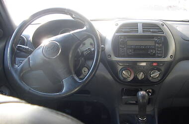 Внедорожник / Кроссовер Toyota RAV4 2001 в Трускавце