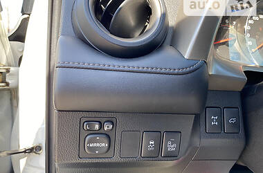 Позашляховик / Кросовер Toyota RAV4 2014 в Бучі