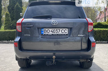 Внедорожник / Кроссовер Toyota RAV4 2010 в Тернополе
