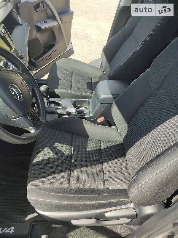 Внедорожник / Кроссовер Toyota RAV4 2018 в Киеве
