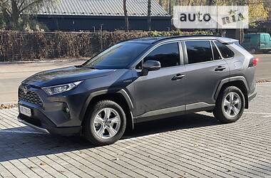 Позашляховик / Кросовер Toyota RAV4 2020 в Києві