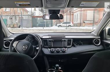 Внедорожник / Кроссовер Toyota RAV4 2017 в Днепре