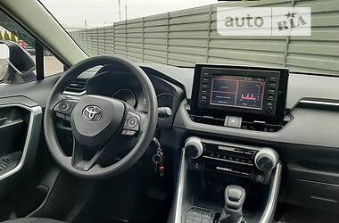Внедорожник / Кроссовер Toyota RAV4 2018 в Черкассах