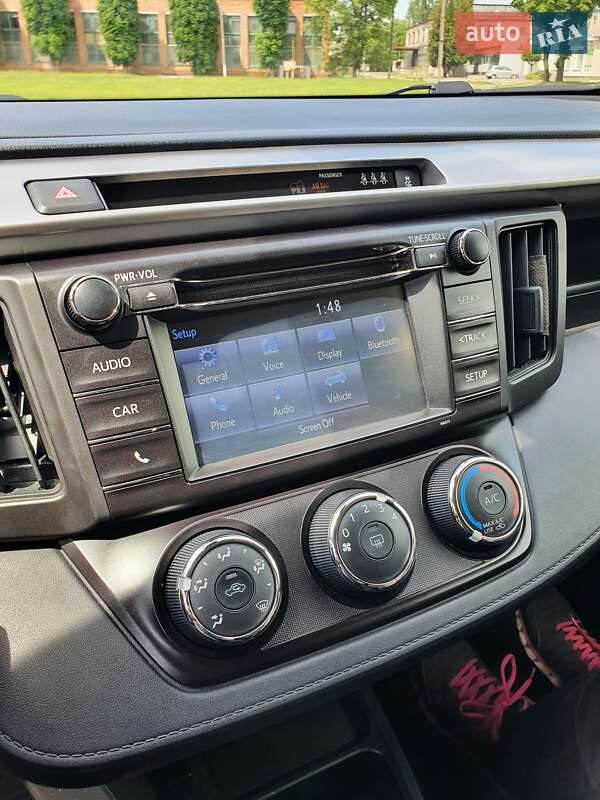 Позашляховик / Кросовер Toyota RAV4 2018 в Полтаві