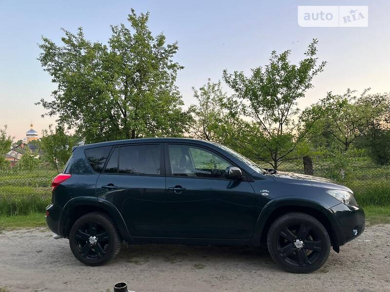 Внедорожник / Кроссовер Toyota RAV4 2007 в Львове