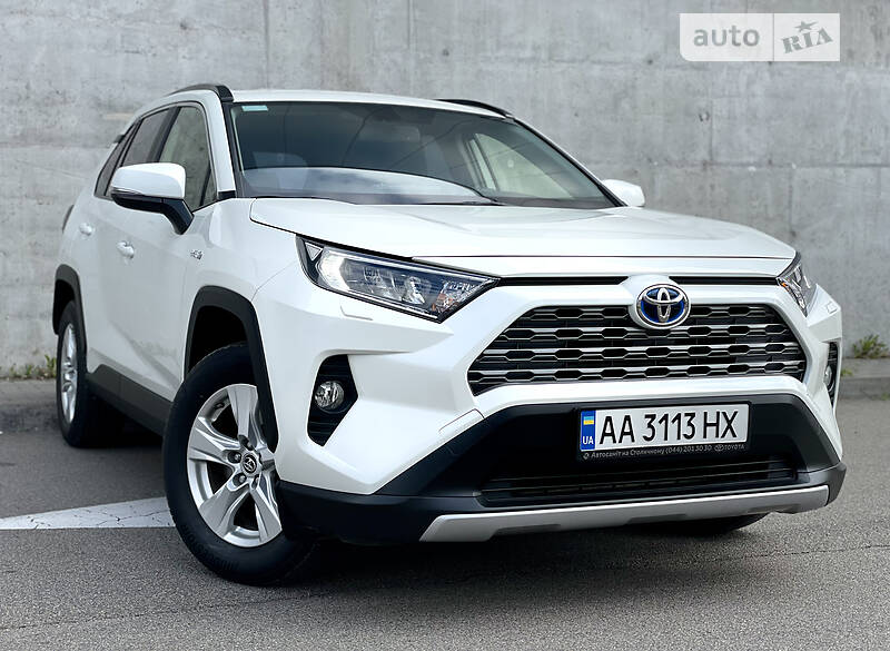 Купить Тойота РАВ4 в России: продажа Toyota RAV4 года с пробегом и новых, цены.