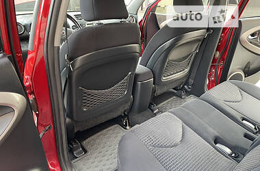 Внедорожник / Кроссовер Toyota RAV4 2008 в 