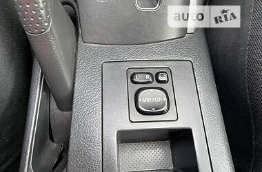 Внедорожник / Кроссовер Toyota RAV4 2008 в 