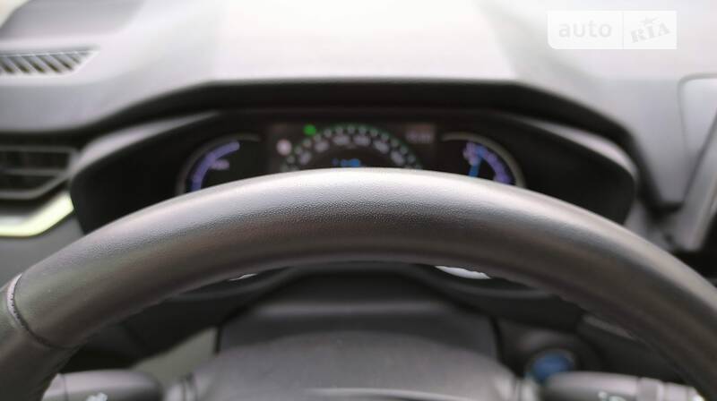 Внедорожник / Кроссовер Toyota RAV4 2020 в Киеве фото 12 Внедорожник / Кроссовер Toyota RAV4 2020 в Киеве